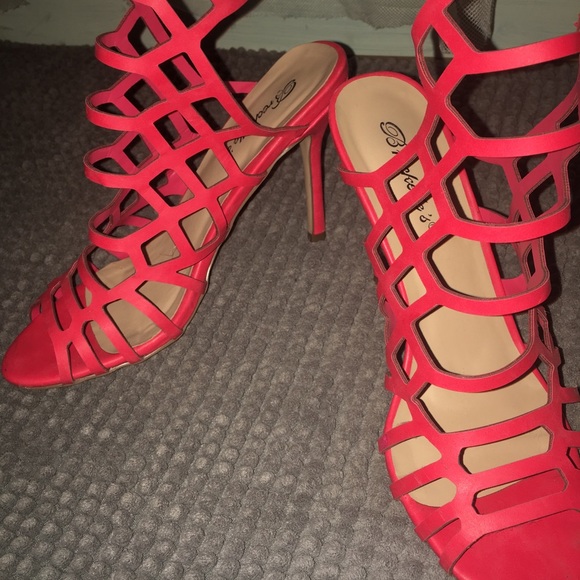 High heels - Picture 2 of 2